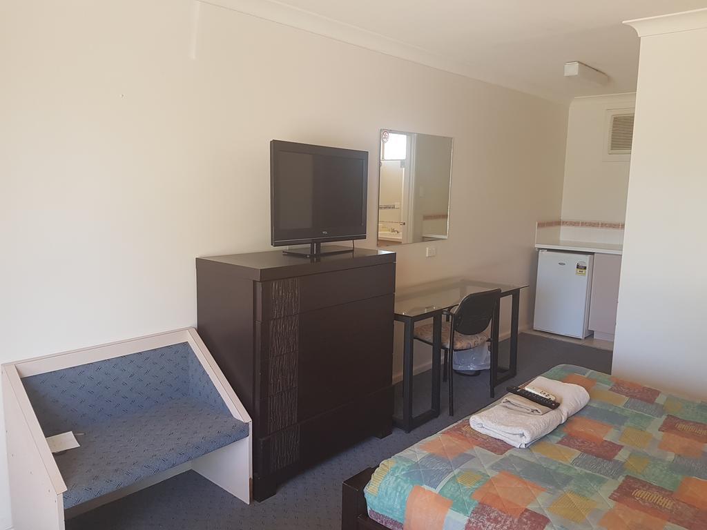 Carnarvon Gateway Motel Dış mekan fotoğraf