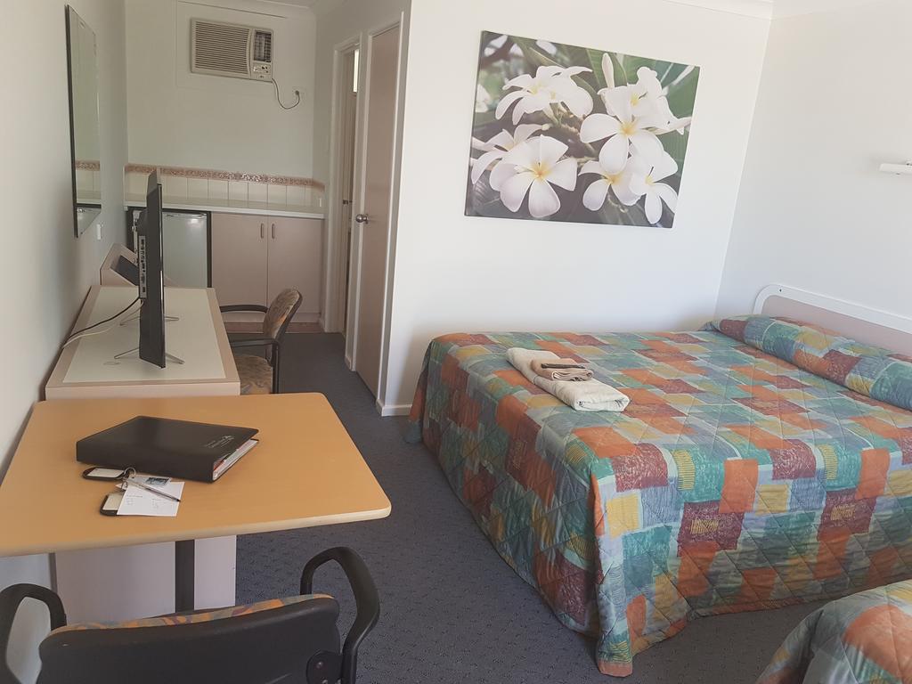 Carnarvon Gateway Motel Dış mekan fotoğraf
