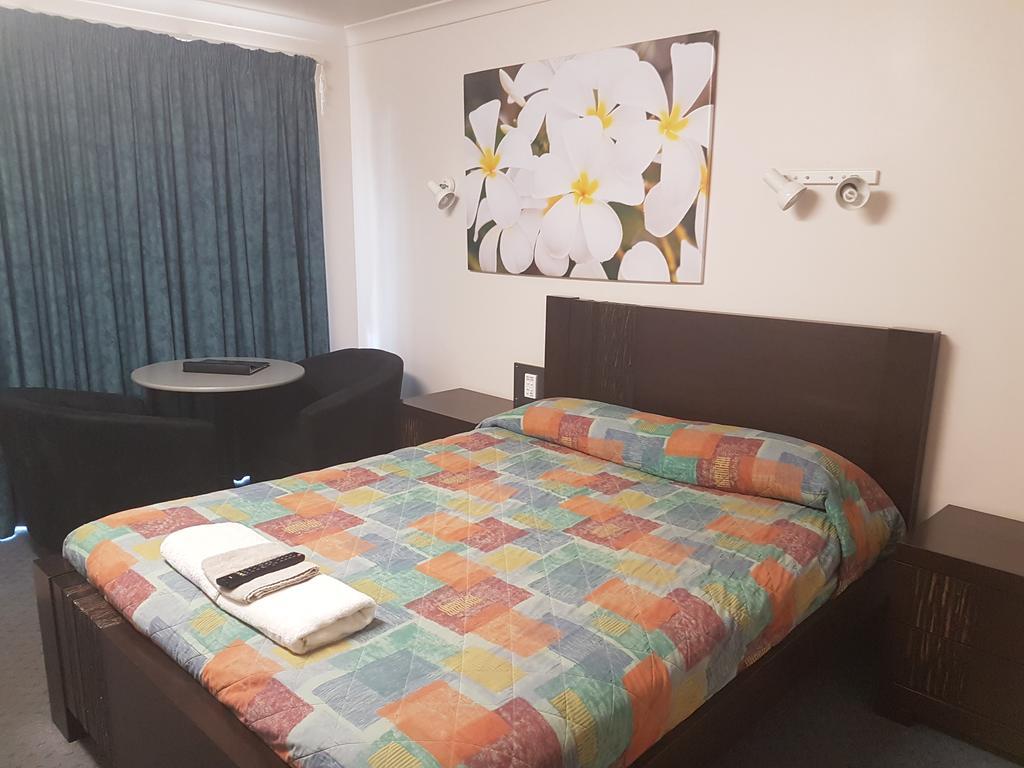 Carnarvon Gateway Motel Dış mekan fotoğraf